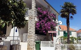 Apartments Mateo - 60M From Sea